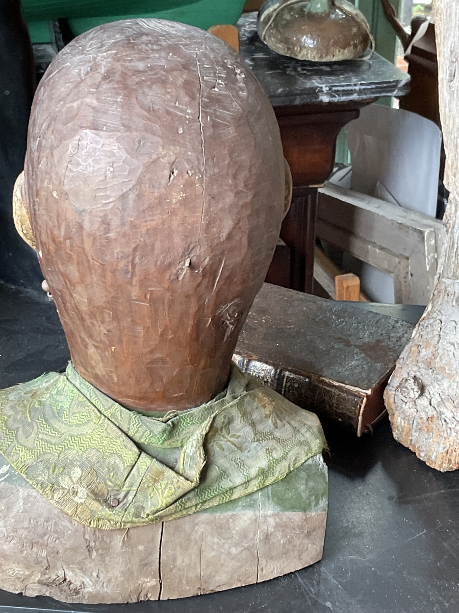 Capitol Bust 18th Century-photo-2