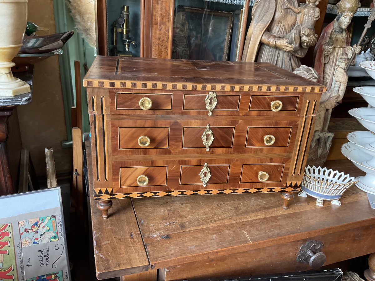 Commode coffre de maitriseLouis XVI