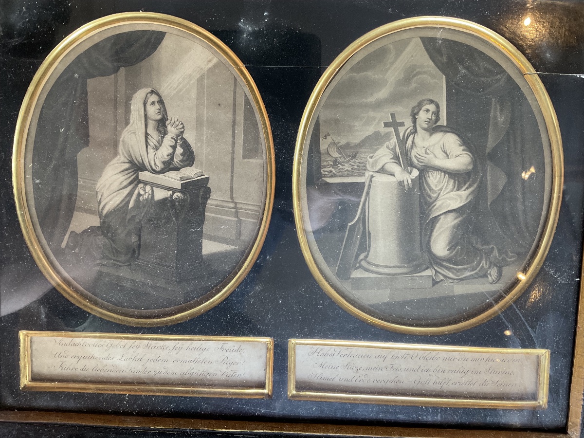 Amazing Pair Of Frames With Engraving And Text In German-photo-5