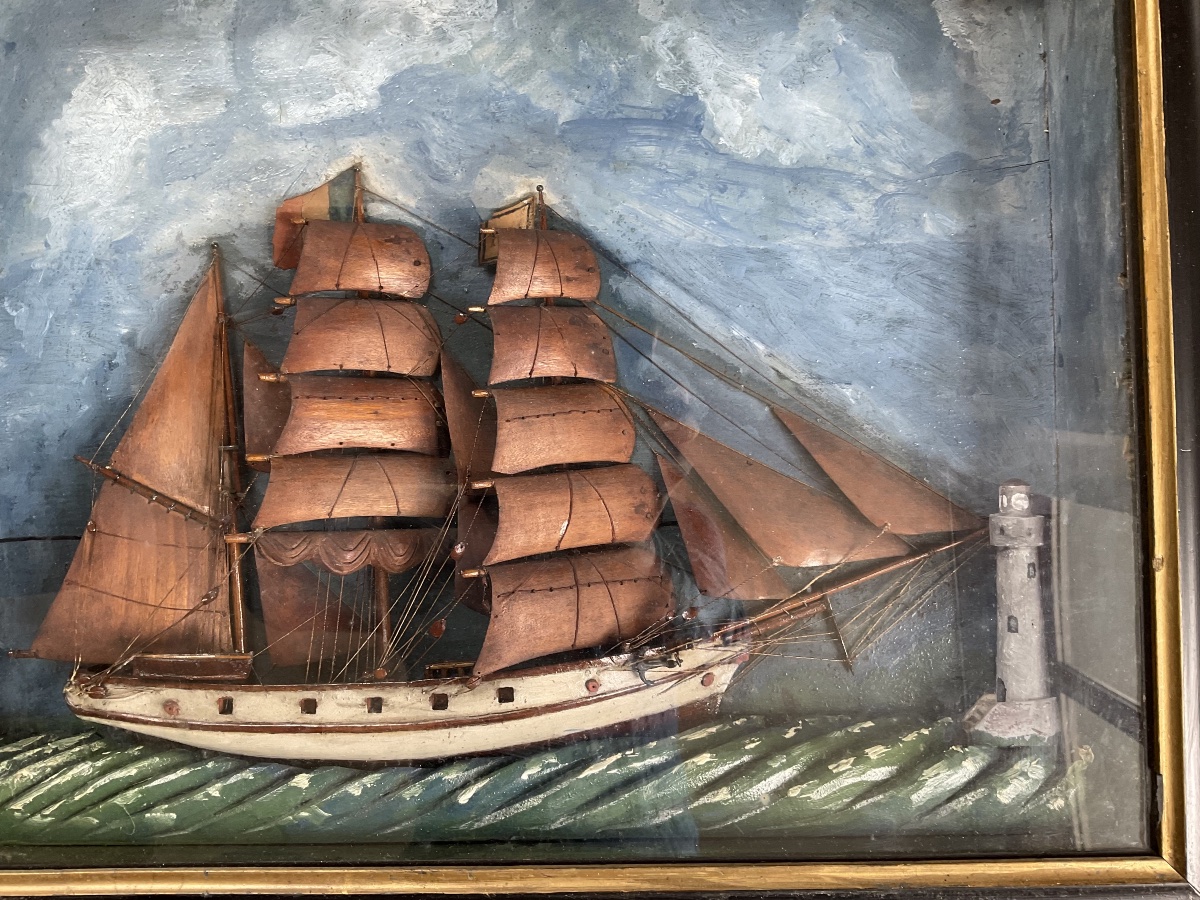 Diorama Sea And Wooden Sails-photo-3