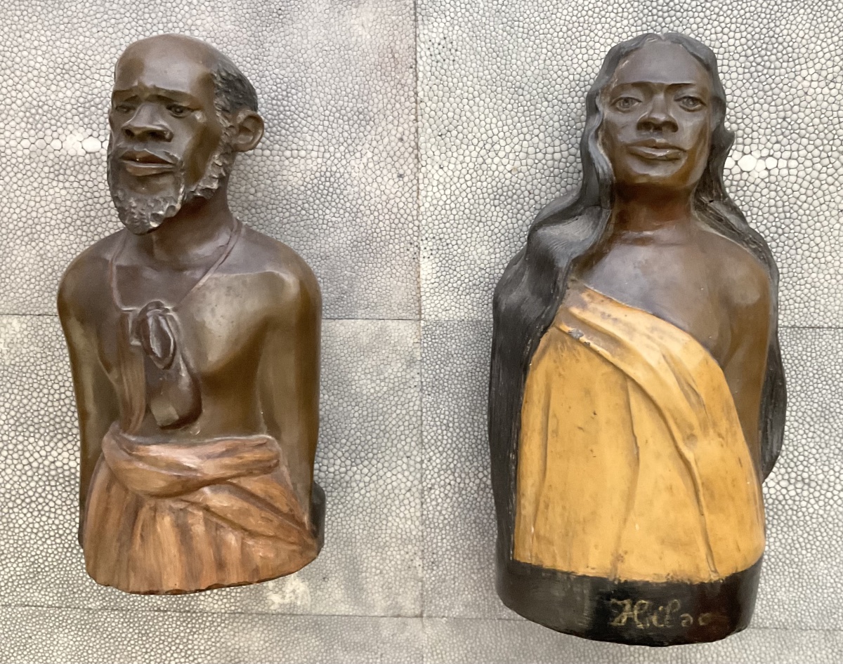 Tahiti ou Les Marquises couple de personnages polychromes-photo-2