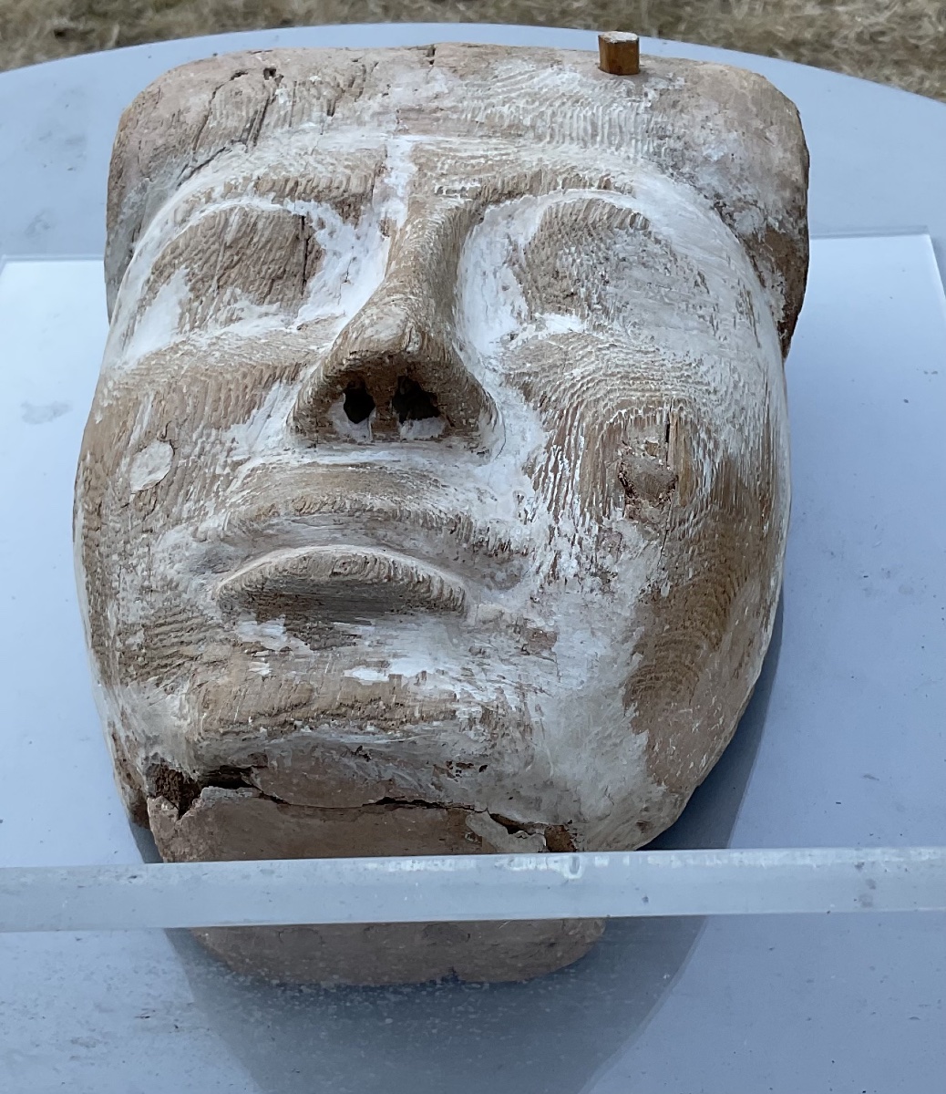 Early Egyptian Mask Made Of Wood And Pigments -photo-6