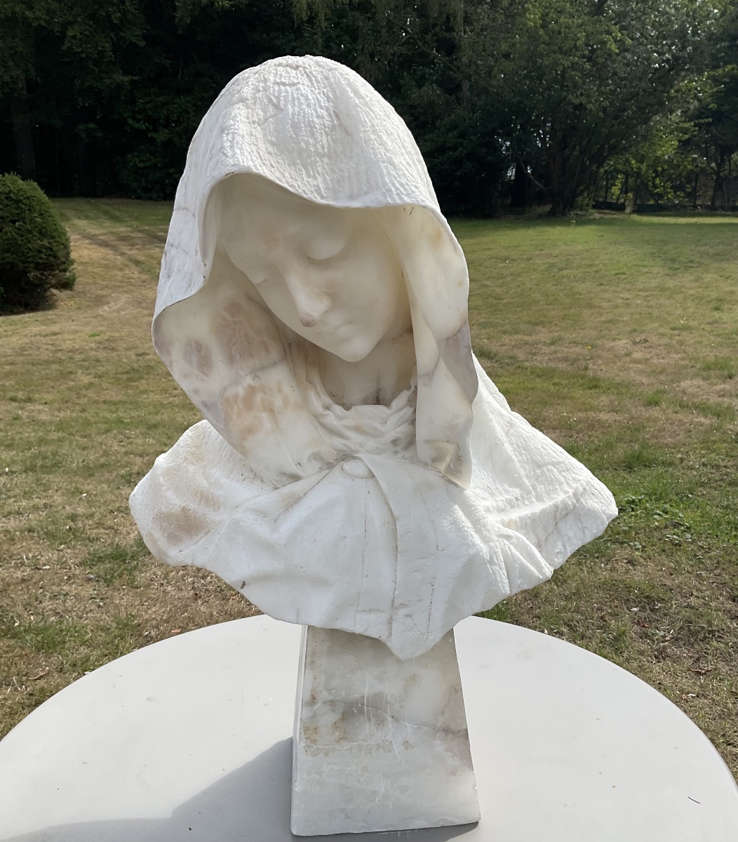 Bust Of A Woman In Alabaster And Marble-photo-2