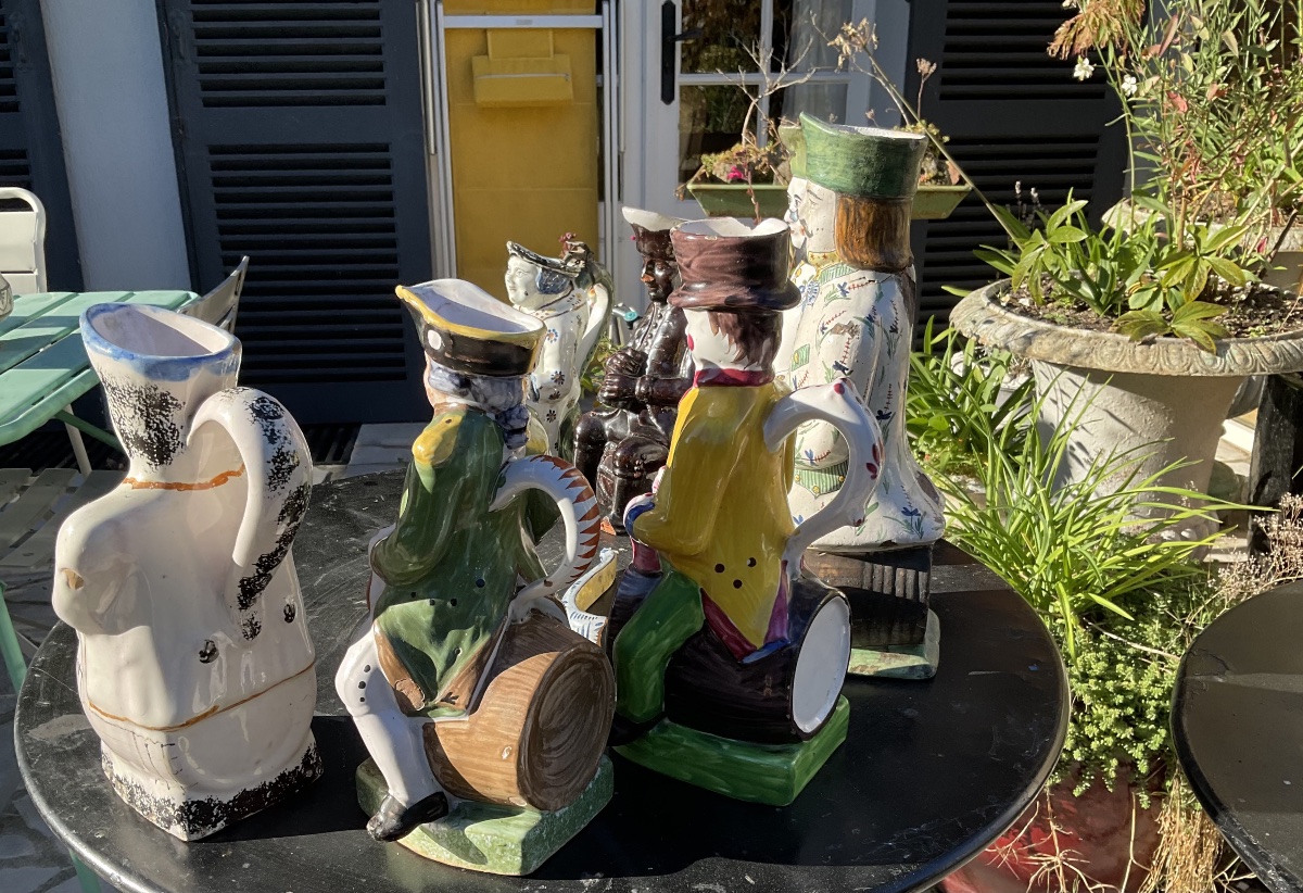 18th, 19th, And 20th-century Collection Of Pitchers, As-is, Grade 7-photo-4