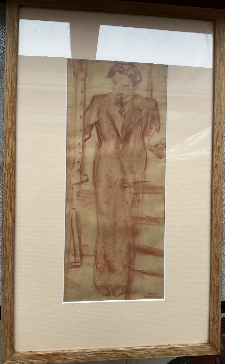 Madeleine Aime, An Elegant Painter At Her Easel-photo-3