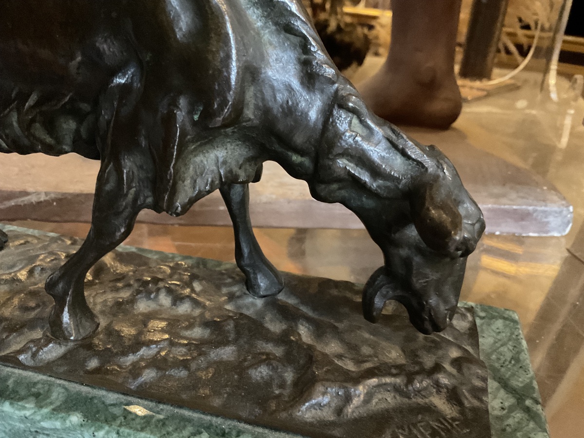 Chèvre bronze par PJ Mene-photo-3