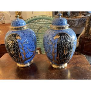 Paire de potiches à l’aigle de Montieres