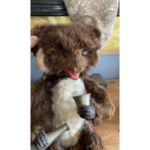 Automate ours buveur en état de marche