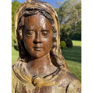 Très beau visage pour cette vierge à l’enfant XVIIe