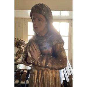 18th-century Gilded Wood Sculpture Of A Saint In Prayer