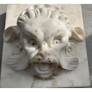 Tête de fontaine marbre de carrare petit faune