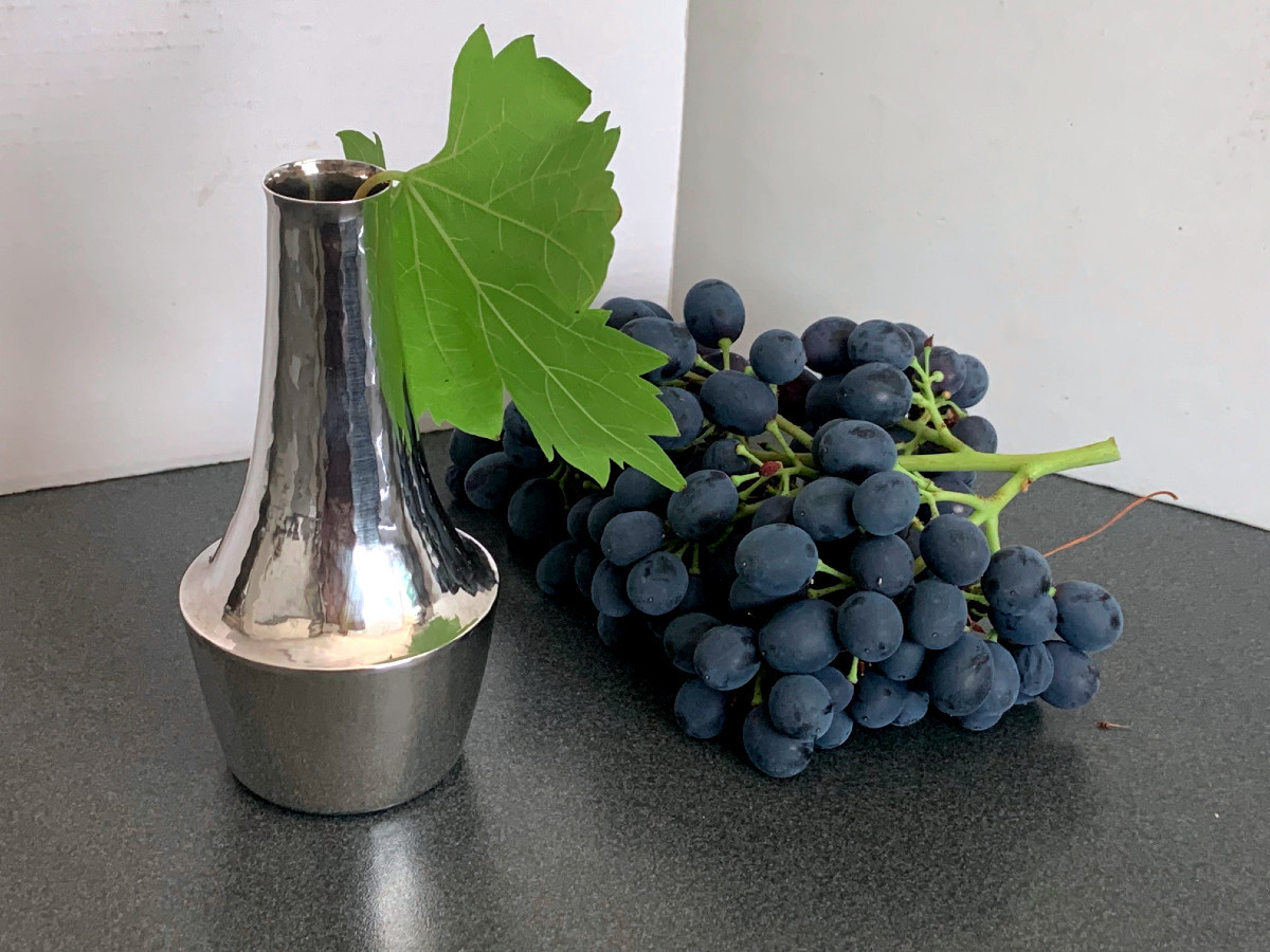 Vase Gotthold Schönwandt en argent 835.  Mid Century Modern, vase solifleur en argent 835.-photo-4