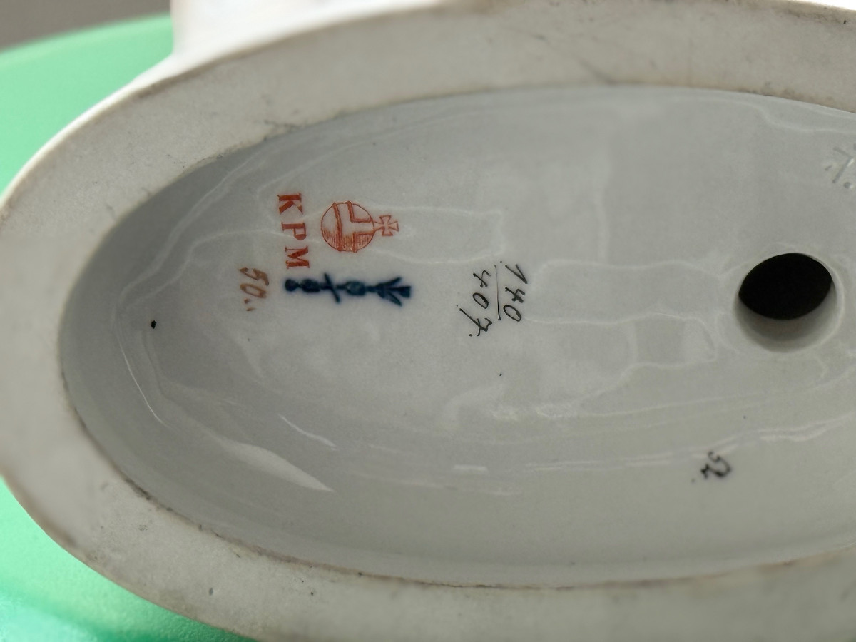 Kpm Berlin. Arab With Bagpipes From The Wedding Procession. Porcelain Figure After A 1905 Model.-photo-4