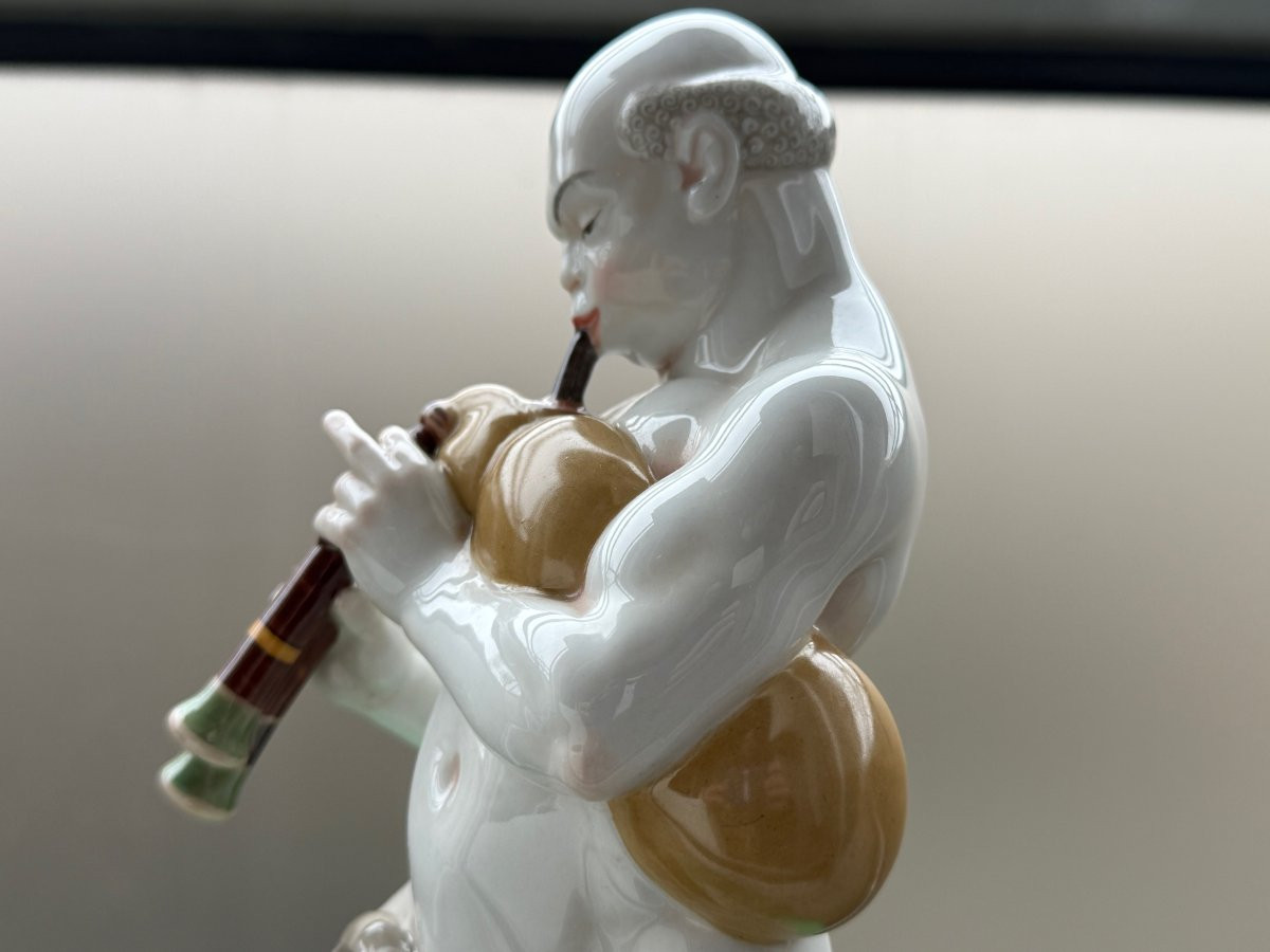 Kpm Berlin. Arab With Bagpipes From The Wedding Procession. Porcelain Figure After A 1905 Model.-photo-2