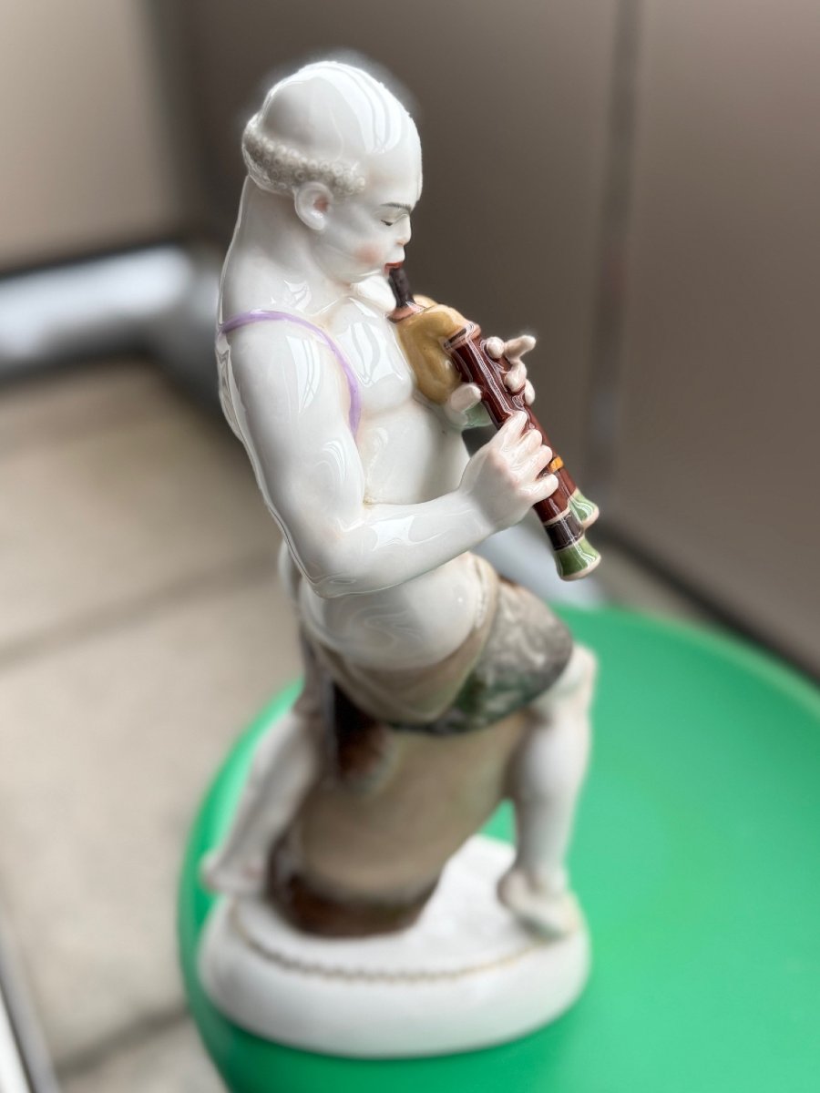 Kpm Berlin. Arab With Bagpipes From The Wedding Procession. Porcelain Figure After A 1905 Model.-photo-4
