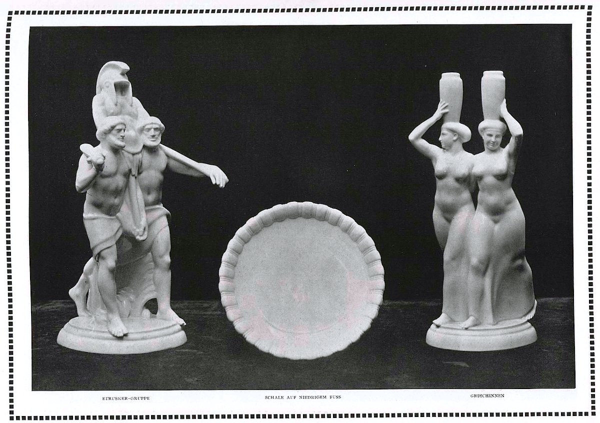 KPM Berlin 1911 – Double figure « Deux Étrusques portant une armure » du Cortège nuptial-photo-3