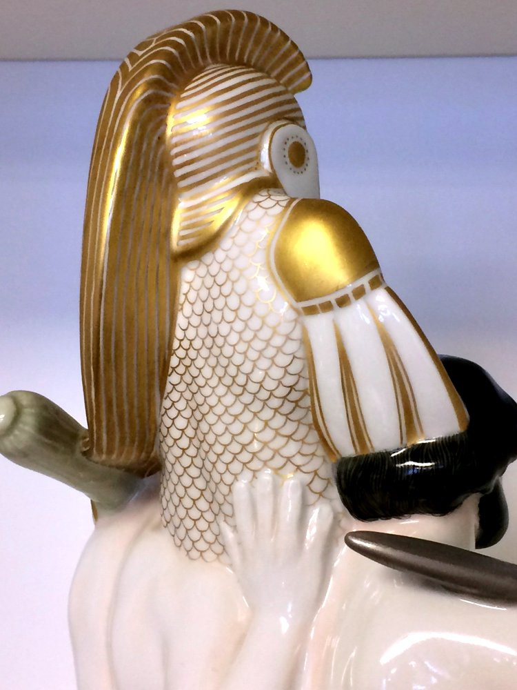 KPM Berlin 1911 – Double figure « Deux Étrusques portant une armure » du Cortège nuptial-photo-4