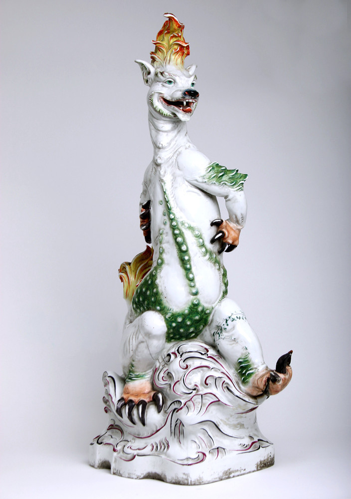 Aelteste Volkstedter Porzellanfabrik Dragon Good Luck Charm Porzellan Palais Leipzig