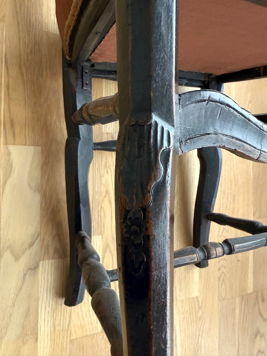 Baroque rhénan-mosan Quatre chaises, chêne sculpté, XVIIIe siècle - Baroque , Rococo style-photo-4