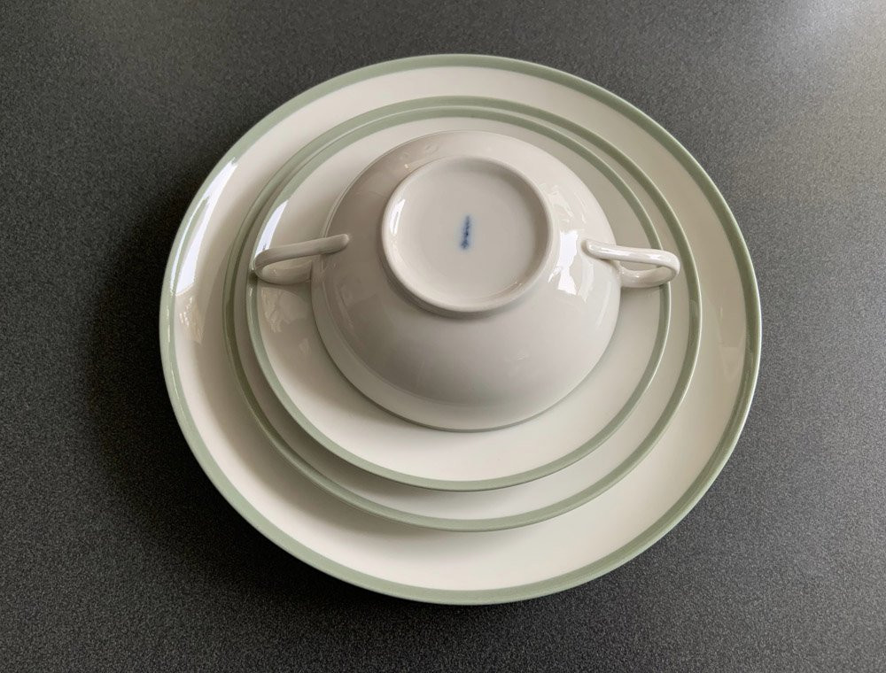 Kpm Berlin Soup Plate Urbino Service With Celadon Rim Design Trude Petri 1931-photo-1