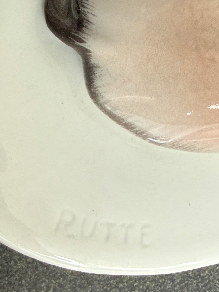 KPM Berlin Porcelaine Gazelle couchée, Emil Rutte, 1921-photo-4