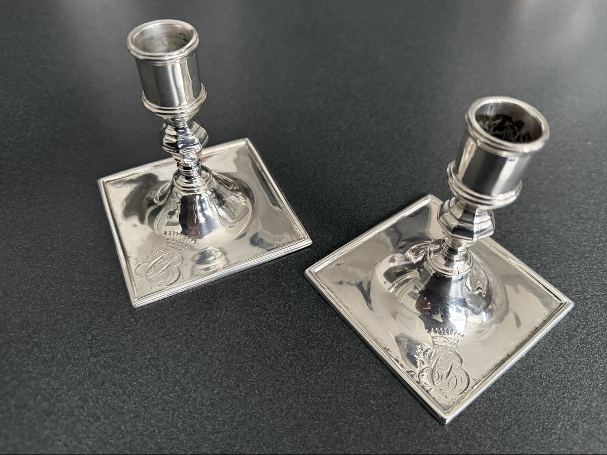 Paire de petits flambeaux en argent aux armoiries comtales Allemagne probablement Schwerin 1820-photo-3
