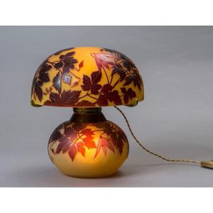 émile Gallé 1900 French Art Nouveau Glass Table Lamp Floral Decor, Cyclamen