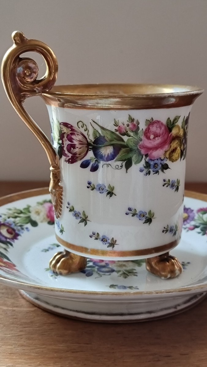 Paris Porcelain Cup And Saucer Restoration Period - Bouquet Of Pink Flowers-photo-4