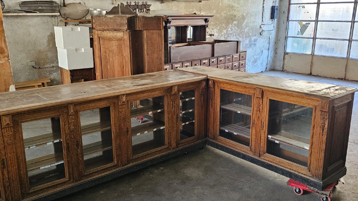 3  meubles de métier - comptoir banque d'accueil - meuble à tiroirs - étagère -  apothicaire-photo-3