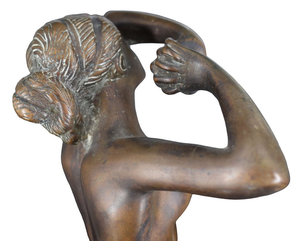 Art Deco Bronze Sculpture – Nude Woman In An Elegant Pose – Venus-photo-4