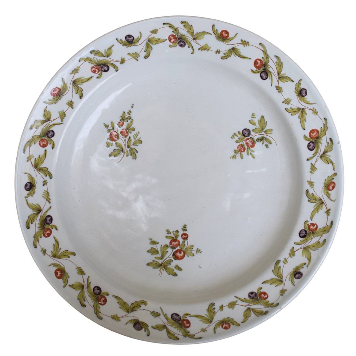 Assiette de parade en faïence, milieu du XVIIIe siècle