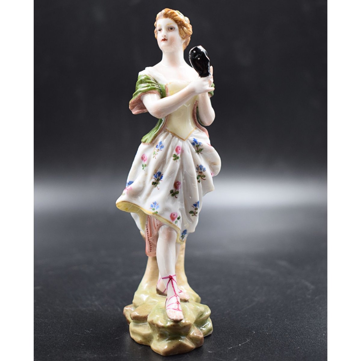 Meissen Porcelain Sculpture – Commedia Dell'arte Figure With Mask -photo-2