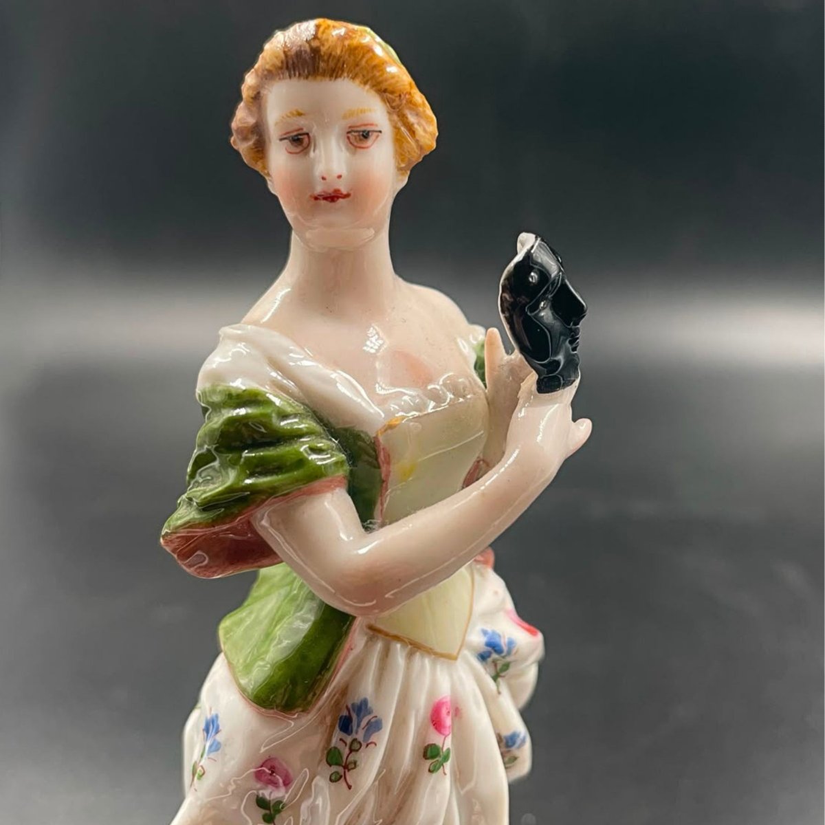 Meissen Porcelain Sculpture – Commedia Dell'arte Figure With Mask -photo-5