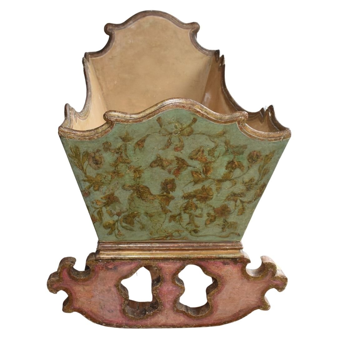  18th-century Venetian Cradle Made Of Polychrome Lacquered Wood-photo-4