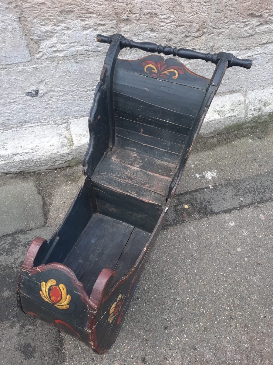 Painted Wooden Sled-photo-3