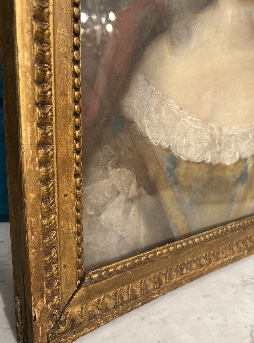 Pastel Portrait Of A Woman Of Quality 18th Century -photo-4