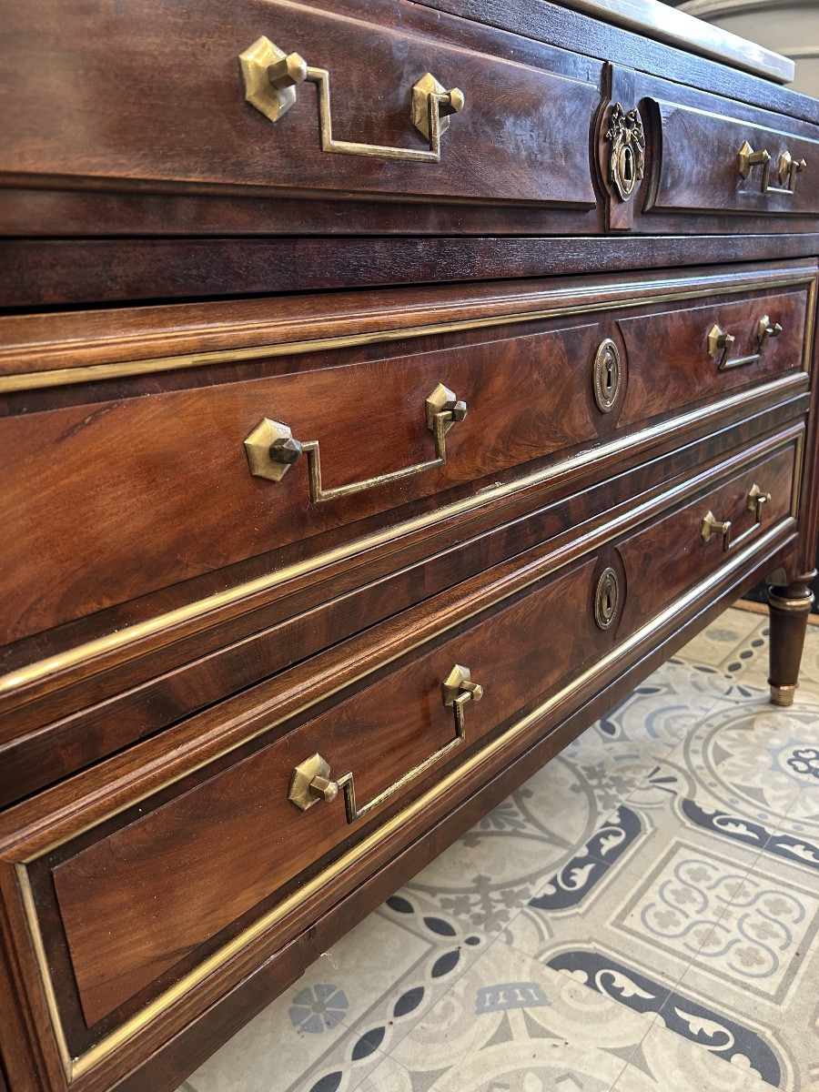 Commode style Louis XVI en acajou plateau en marbre  blanc -photo-2