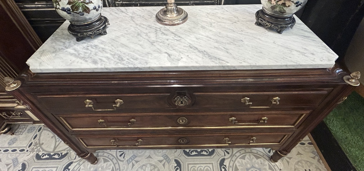 Commode style Louis XVI en acajou plateau en marbre  blanc -photo-3