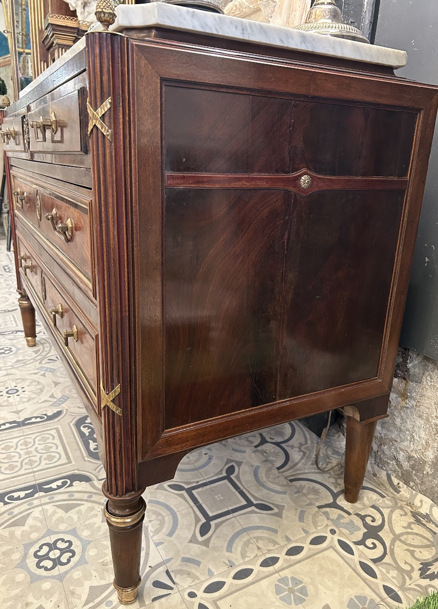 Commode style Louis XVI en acajou plateau en marbre  blanc -photo-5
