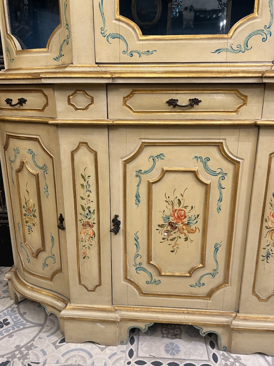 Buffet présentoir vitré de style italien en bois polychrome -photo-4