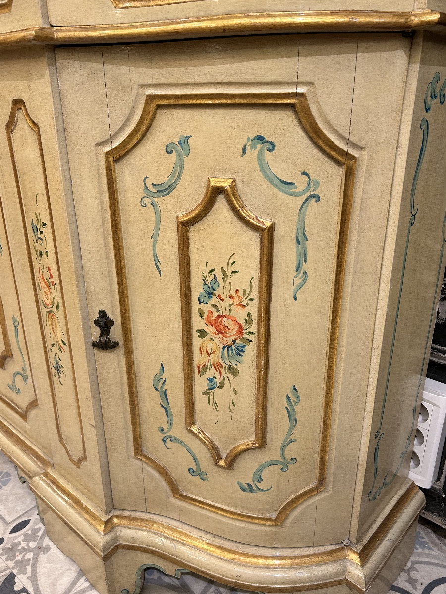 Buffet présentoir vitré de style italien en bois polychrome -photo-4