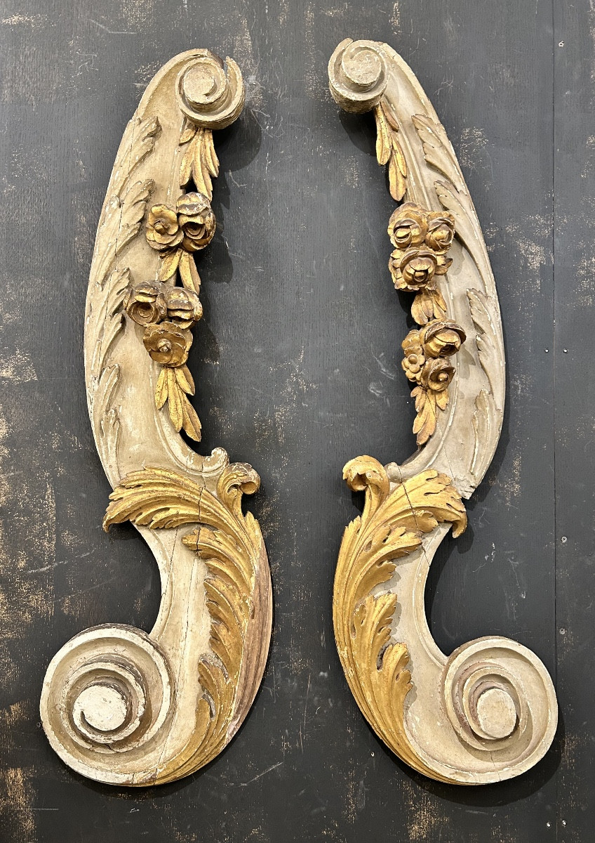 Paire de bois sculpté polychrome 