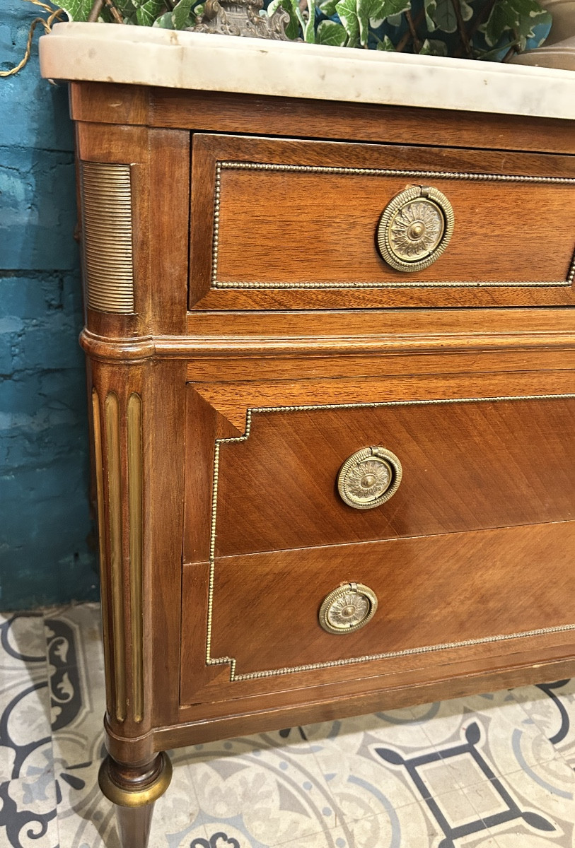 Commode style Louis XVI en acajou plateau en marbre  blanc -photo-1