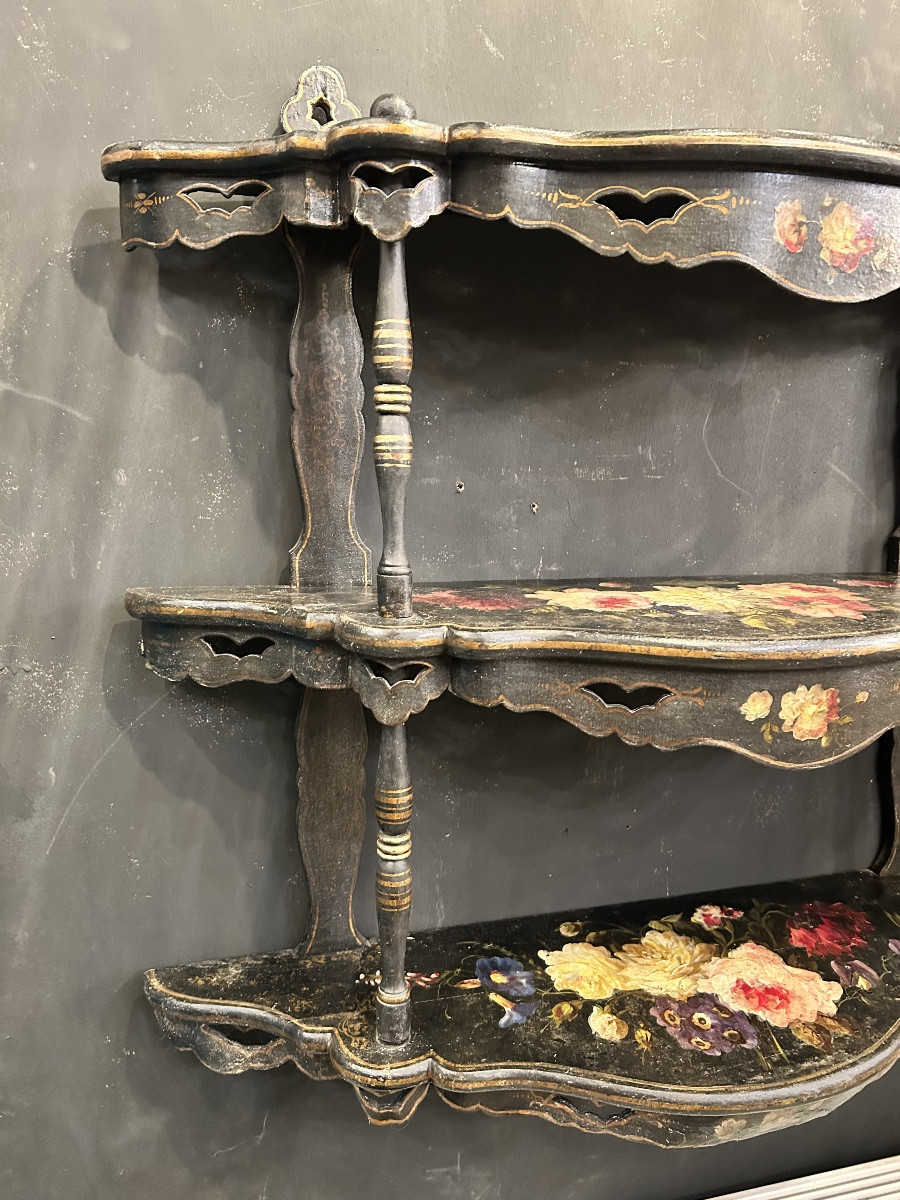 Napoleon III Wall Shelf In Lacquered Wood With Painted Decoration -photo-2