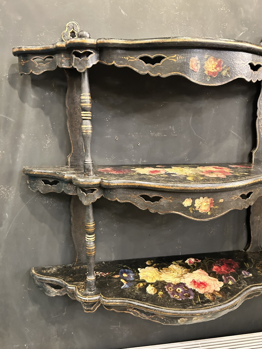 Napoleon III Wall Shelf In Lacquered Wood With Painted Decoration -photo-4
