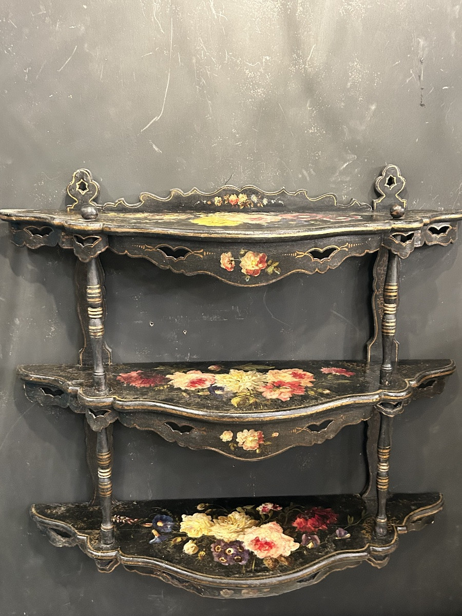 Napoleon III Wall Shelf In Lacquered Wood With Painted Decoration -photo-5