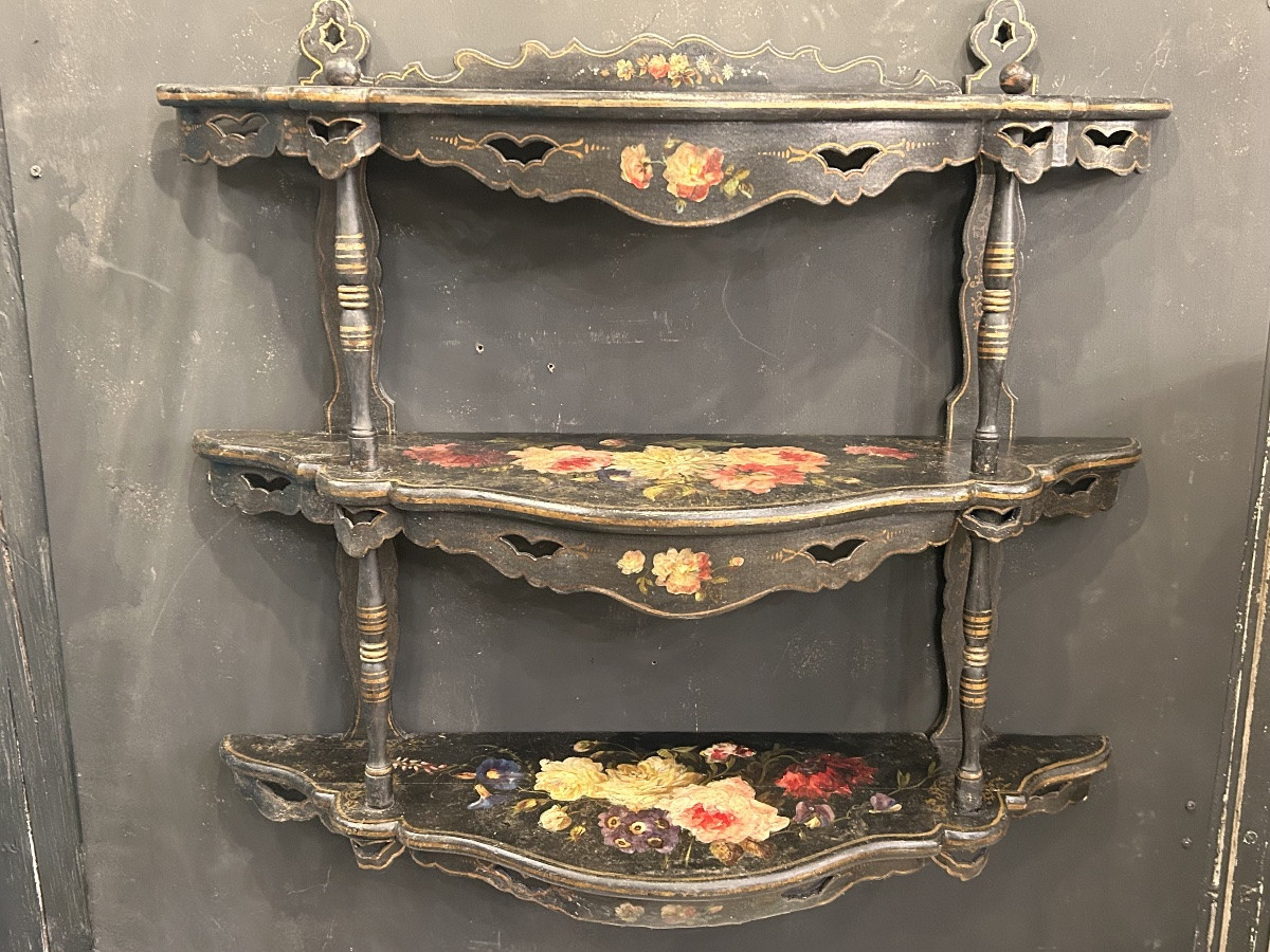 Napoleon III Wall Shelf In Lacquered Wood With Painted Decoration -photo-8