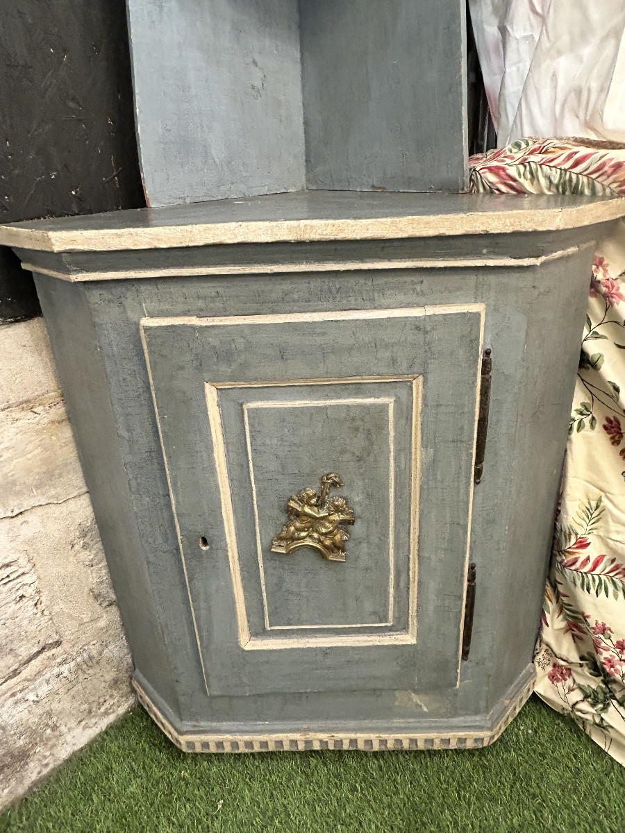 Louis XVI Rechambered Wood Corner Cabinet-photo-2