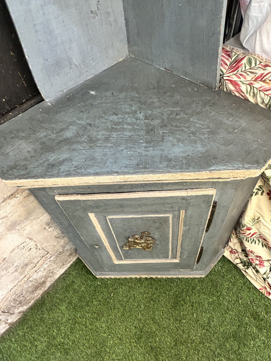 Louis XVI Rechambered Wood Corner Cabinet-photo-2