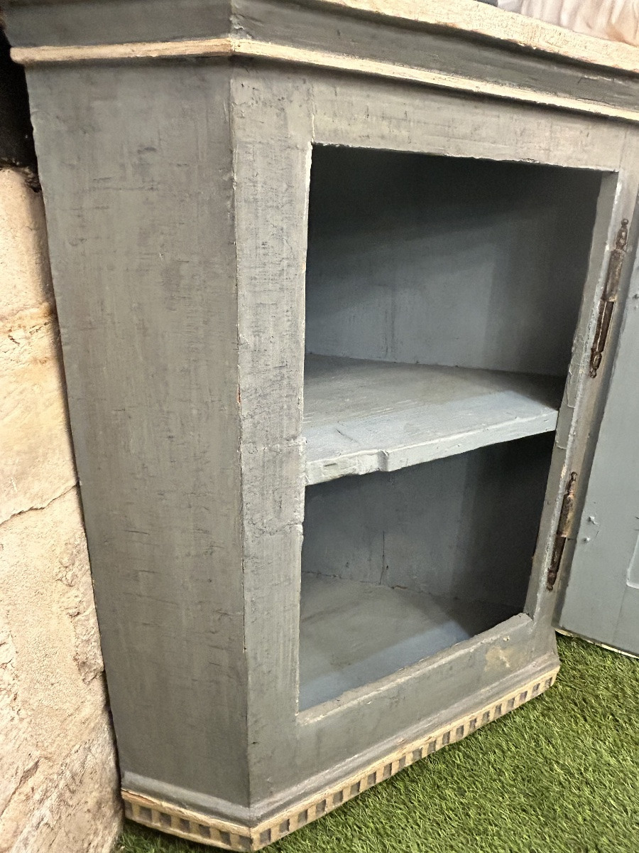 Louis XVI Rechambered Wood Corner Cabinet-photo-4